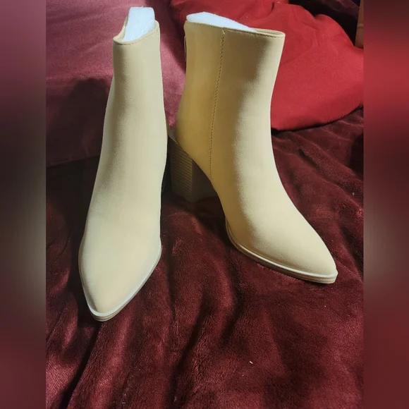 NIB  BACK ZIP BOOTIES SLIP ON CHUNKY HEEL POINTED CASUAL BOHO 6.5 3.25 HE… - Picture 10 of 12